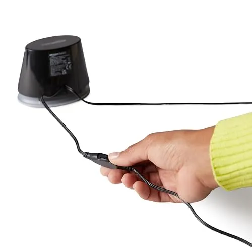 Amazon Basics USB Plug-n-Play Computer 2 Speakers for PC or Laptop, Black - Set of 2 computer speaker - detail shot