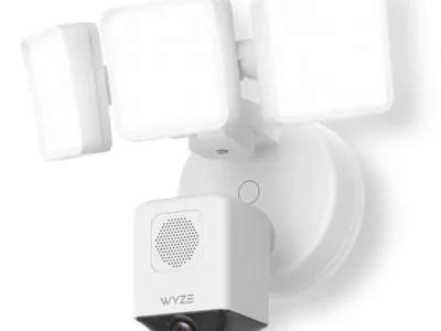 WYZE Floodlight Camera Pro, 3000-Lumen LEDs, 180° Wide View, 2K HD Outdoor Security Camera, Motion Detection, 105dB Siren,